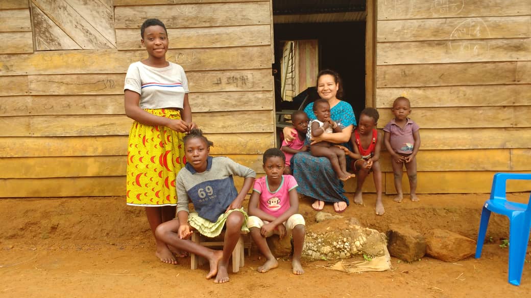 LA MISIONERA LINA MARIA RUEDA MISIONERA EN BATA (Guinea Ecuatorial)